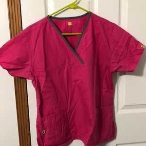 WONDERWINK Pink scrub top